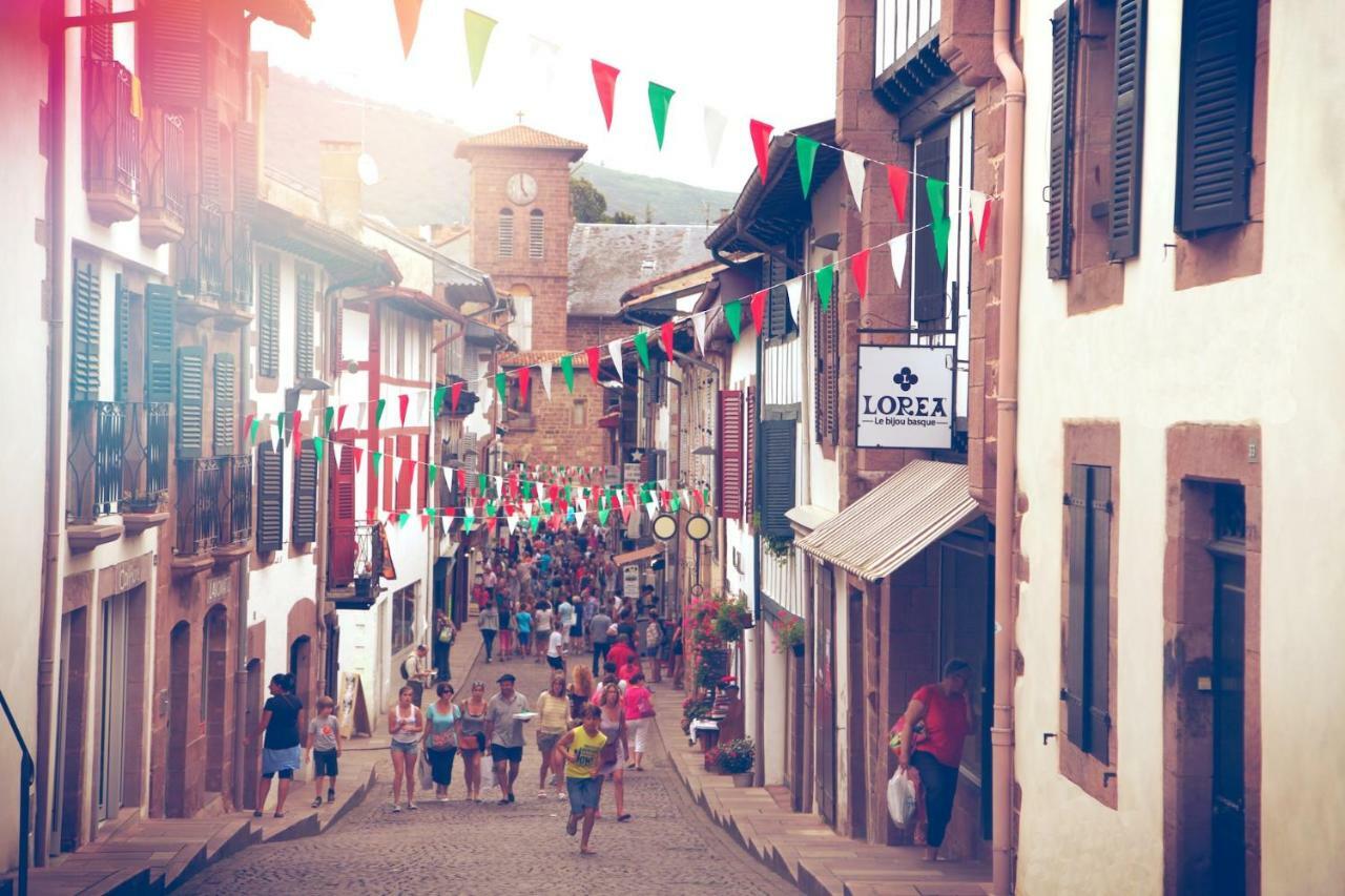 Gite Botiga Saint-Jean-le-Vieux  ภายนอก รูปภาพ